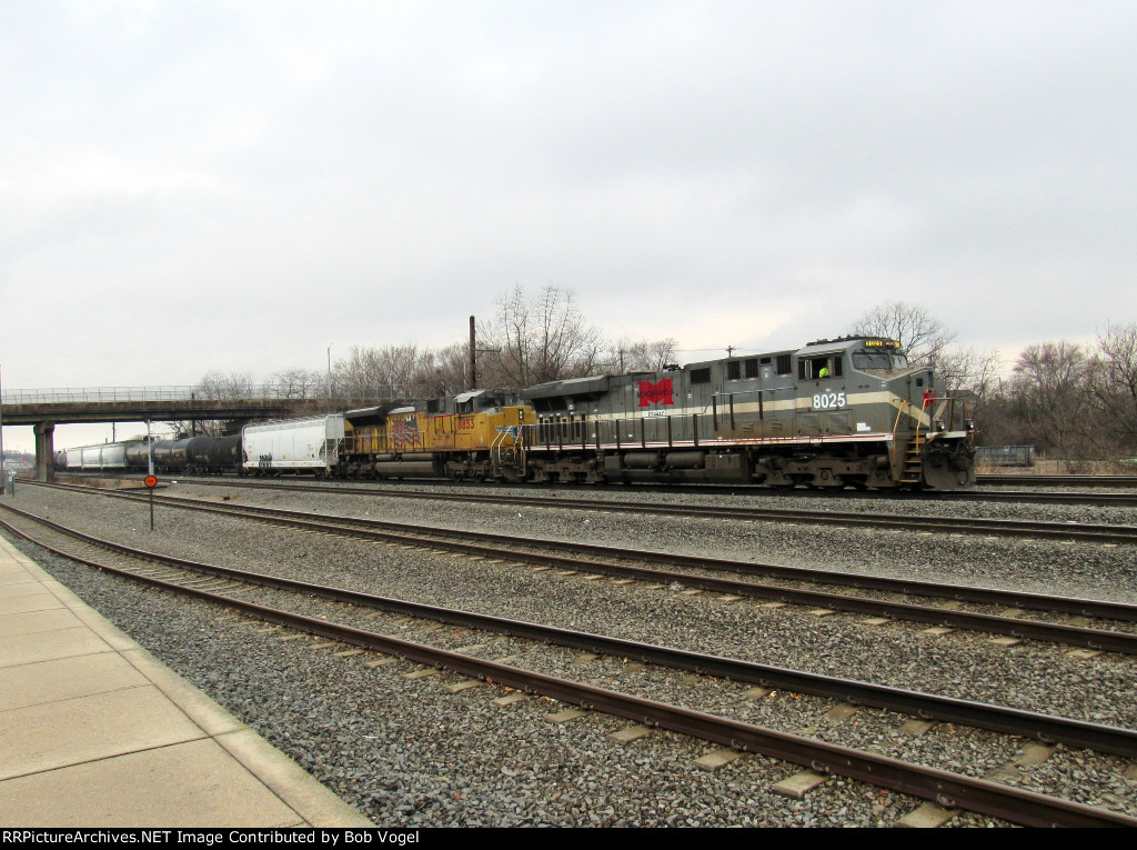 NS 8025 and UP 8853
